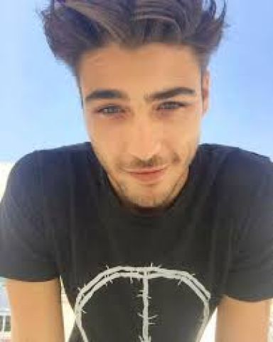 ابحث عن صبيه جاده  2