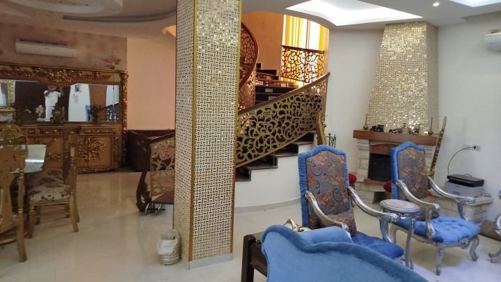 فيلا للبيع من المالك مباشره في منطقة فلل راقيه وهادئة 3