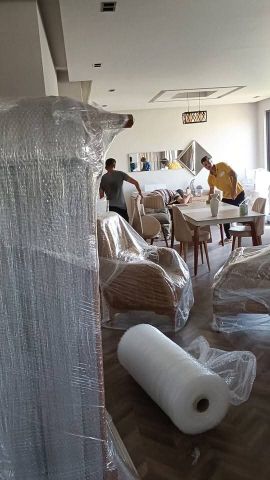 احصل على تجربة نقل أثاث مريحة مع شركة المحبة. اتصل الآن 079083105 6