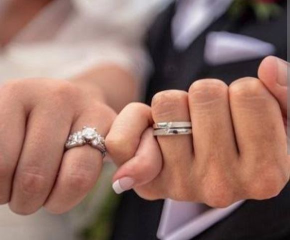 مغترب عمري 45 سنه ابحث عن فتاة للزواج و الهجره