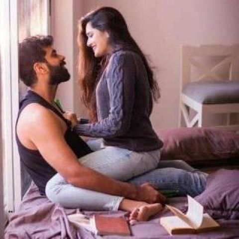 مسا الورد أنا شاب مصري مقيم في عمان اتمنا التعرف على صديقه لعل اص