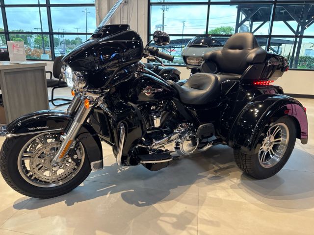 2024 Harley Davidson TRI GLIDE Ultra New 4-stroke Trike
